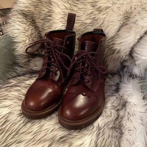 VEGAN 1460 Dr. Martens, size 8 *FREE SHIPPING*